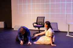 Curious-Incident-of-the-Dog-in-the-Night-Time-Production-Photo-019