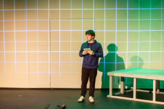 Curious-Incident-of-the-Dog-in-the-Night-Time-Production-Photo-029