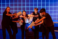 Curious-Incident-of-the-Dog-in-the-Night-Time-Production-Photo-066