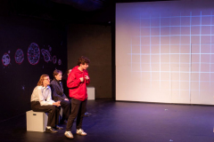 Curious-Incident-of-the-Dog-in-the-Night-Time-Production-Photo-095
