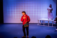 Curious-Incident-of-the-Dog-in-the-Night-Time-Production-Photo-109