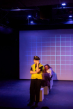 Curious-Incident-of-the-Dog-in-the-Night-Time-Production-Photo-113