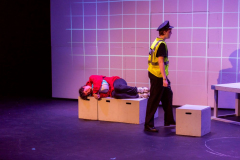 Curious-Incident-of-the-Dog-in-the-Night-Time-Production-Photo-118